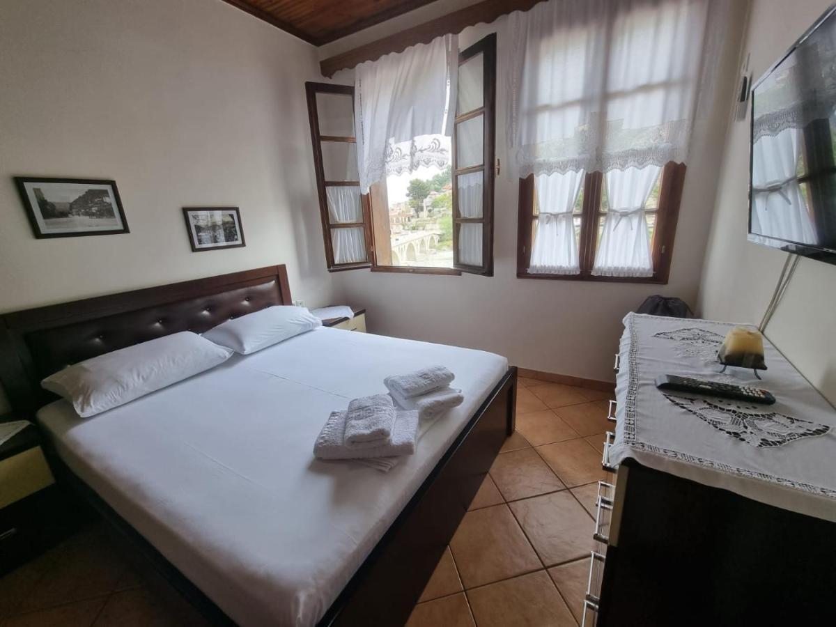 Romeo'S Guest House Berat Luaran gambar