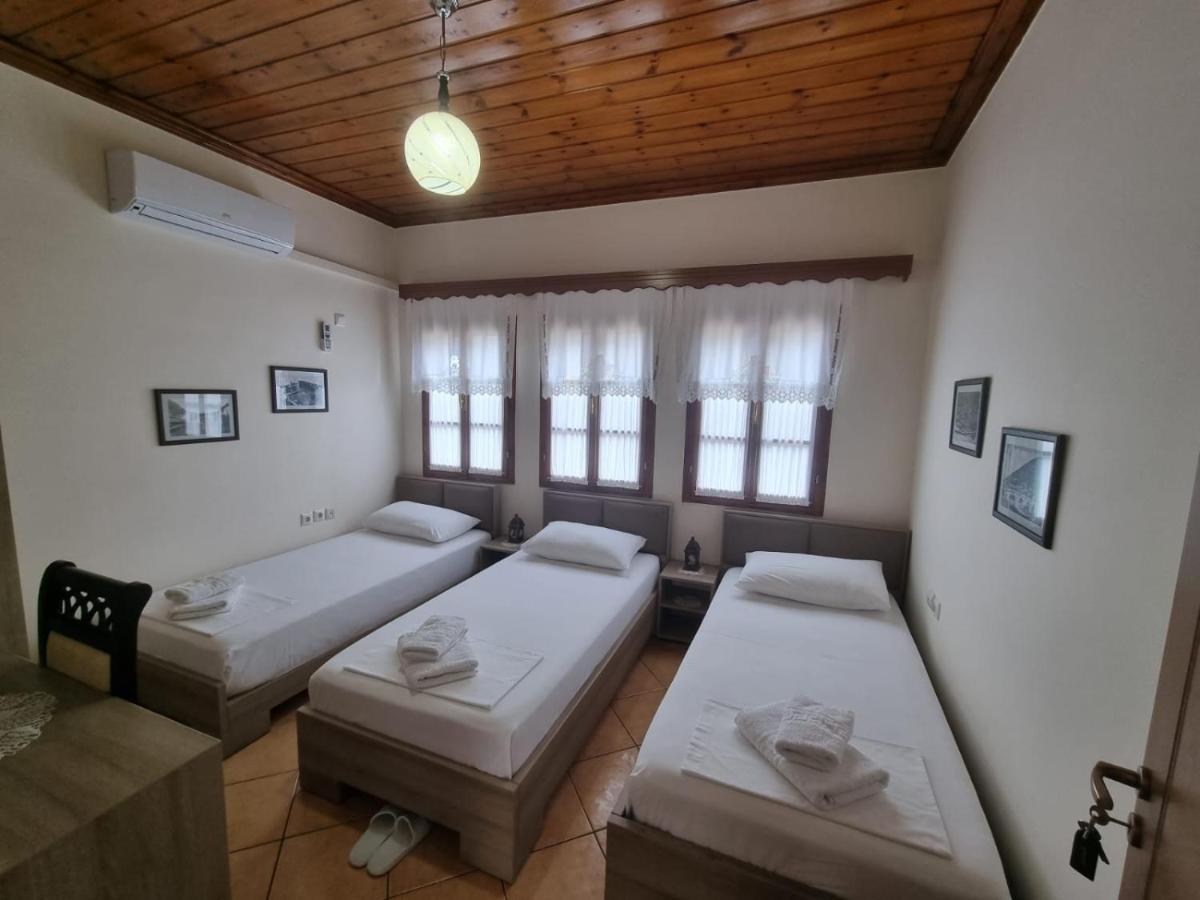 Romeo'S Guest House Berat Luaran gambar
